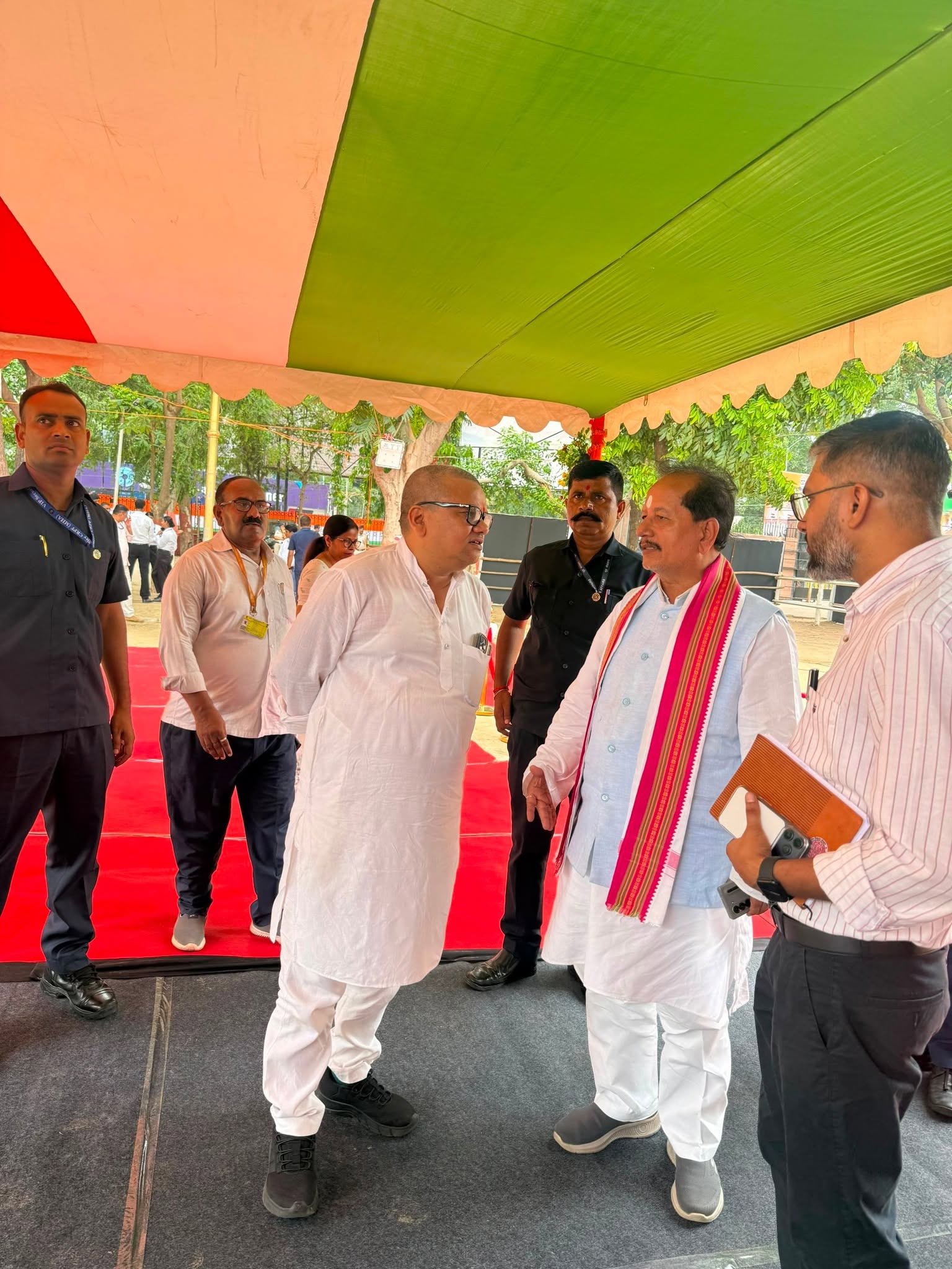 हर घर तिरंगा अभियान के अंतर्गत पटना में आयोजित ‘तिरंगा पदयात्रा’ में सहभागिता कर स्वतंत्रता संग्राम के अमर सेनानियों को नमन करने और उनके त्याग एवं बलिदान को स्मरण करने का पावन अवसर मिला।