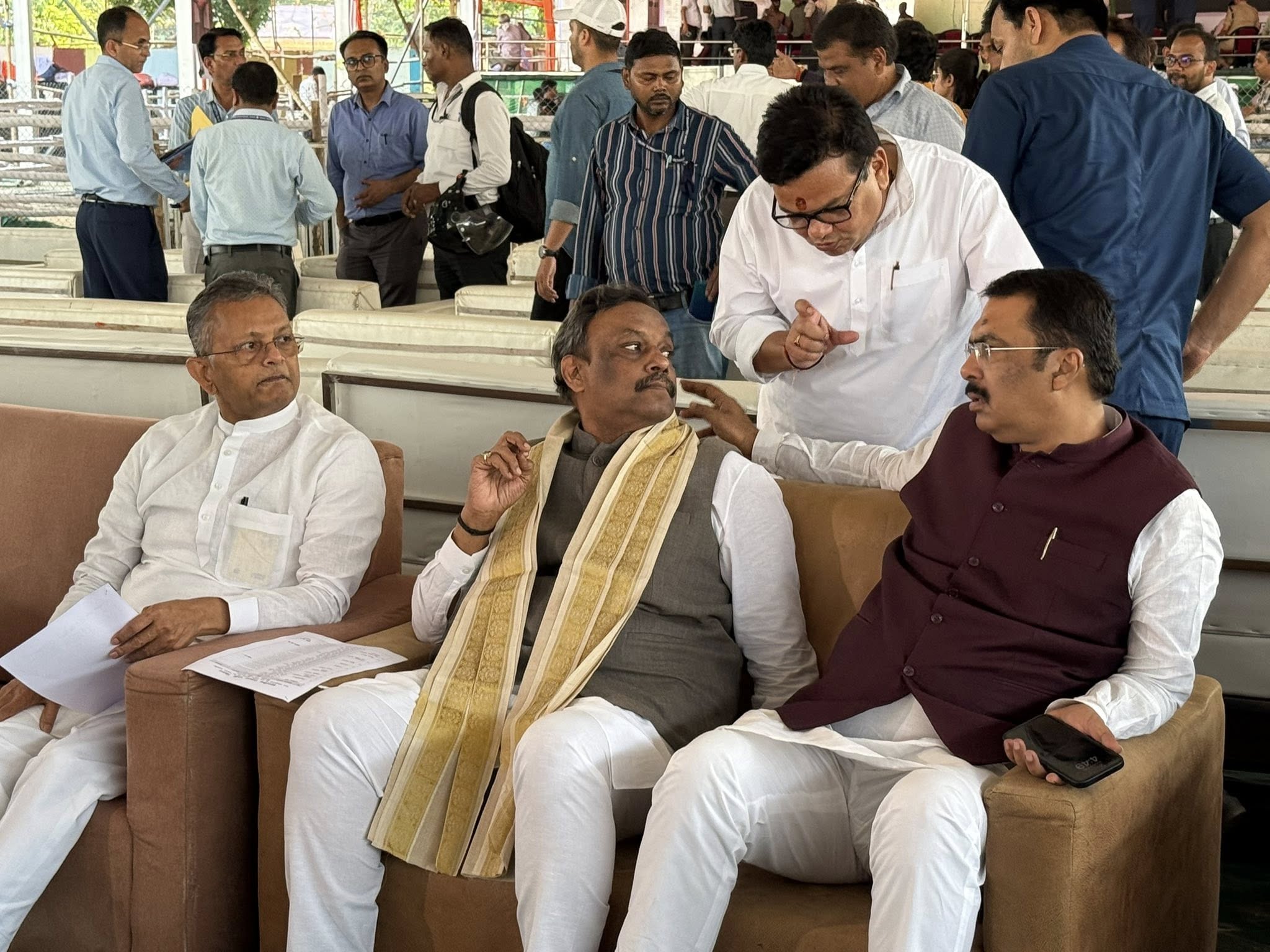 गांधी मैदान में 7 मई को यशस्वी प्रधानमंत्री नरेन्द्र मोदी जी के बिहार आगमन एवं प्रस्तावित मंत्रिमंडल विस्तार कार्यक्रम की तैयारियों को लेकर आयोजित बैठक