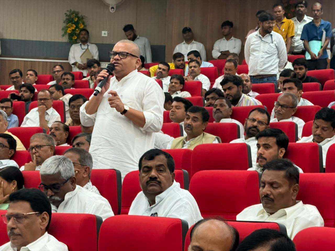 आज बिहार विधान मंडल के माननीय सदस्यों के लिए आयोजित P.M.I.S. Portal के कार्यान्वयन एवं सूचना प्रावैद्यिकी विभाग द्वारा Artificial Intelligence (AI) विषय पर आयोजित Sensitization (प्रबोधन) कार्यक्रम में सहभागिता का अवसर प्राप्त हुआ।
