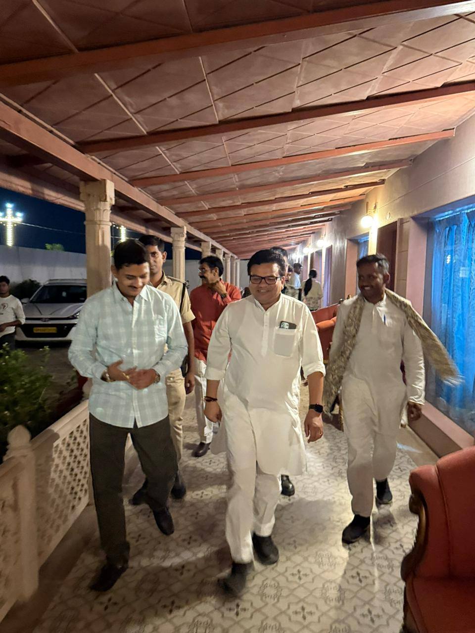कुण्डा हाउस, औरंगाबाद एवं भारतीय जनता युवा मोर्चा के उपाध्यक्ष भाई श्री ऋषि सिंह जी के शुभ सगाई समारोह में सम्मिलित