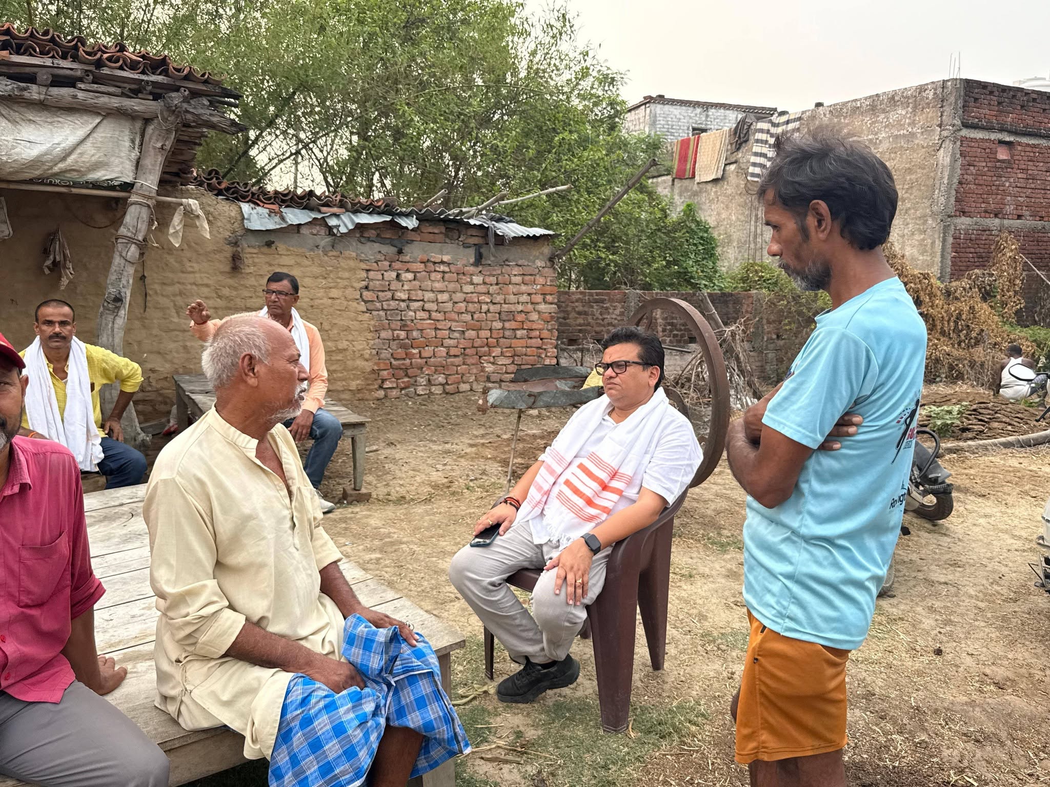 ग्राम- सोहरैया, औरंगाबाद निवासी श्री सुनील सिंह जी के पूज्य माताजी एवं श्री अजित सिंह जी की धर्मपत्नी के असामयिक निधन का दुःखद समाचार प्राप्त हुआ।