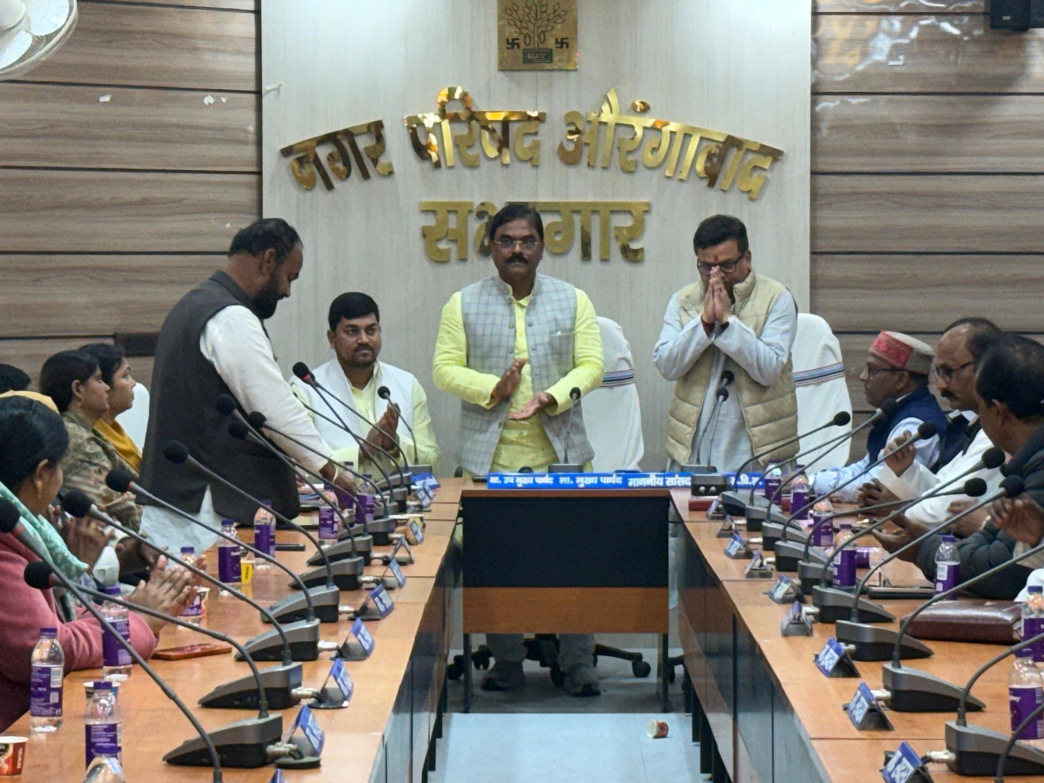 औरंगाबाद नगर पालिका में समग्र विकास एवं स्वच्छता पर महत्वपूर्ण बैठक