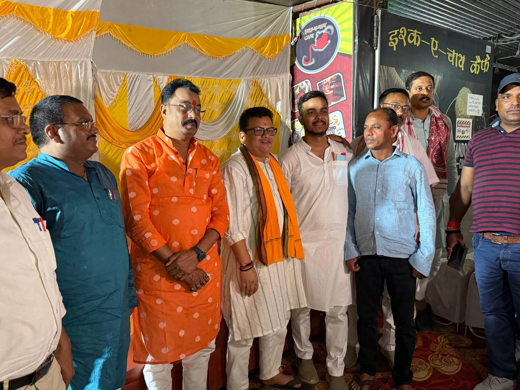 ग्राम- भरथौली शरीफ, औरंगाबाद निवासी पूर्व जिला प्रवक्ता, भाजयुमो अख्तर इमाम जी के बहन के निकाह समारोह में शामिल