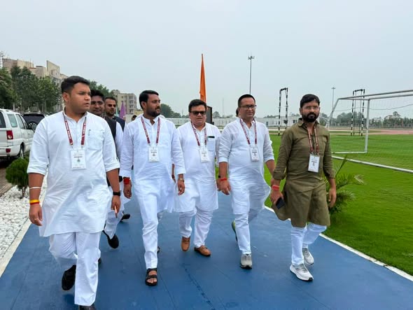 आज गयाजी में बिहार विधान सभा और बिपार्ड (BIPARD) के संयुक्त तत्वावधान में आयोजित माननीय सदस्यों के दो दिवसीय 'प्रबोधन कार्यक्रम' के प्रथम दिवस में अपने साथी माननीय विधायकों के साथ सम्मिलित हुआ। Trivikram Narayan Singh See less