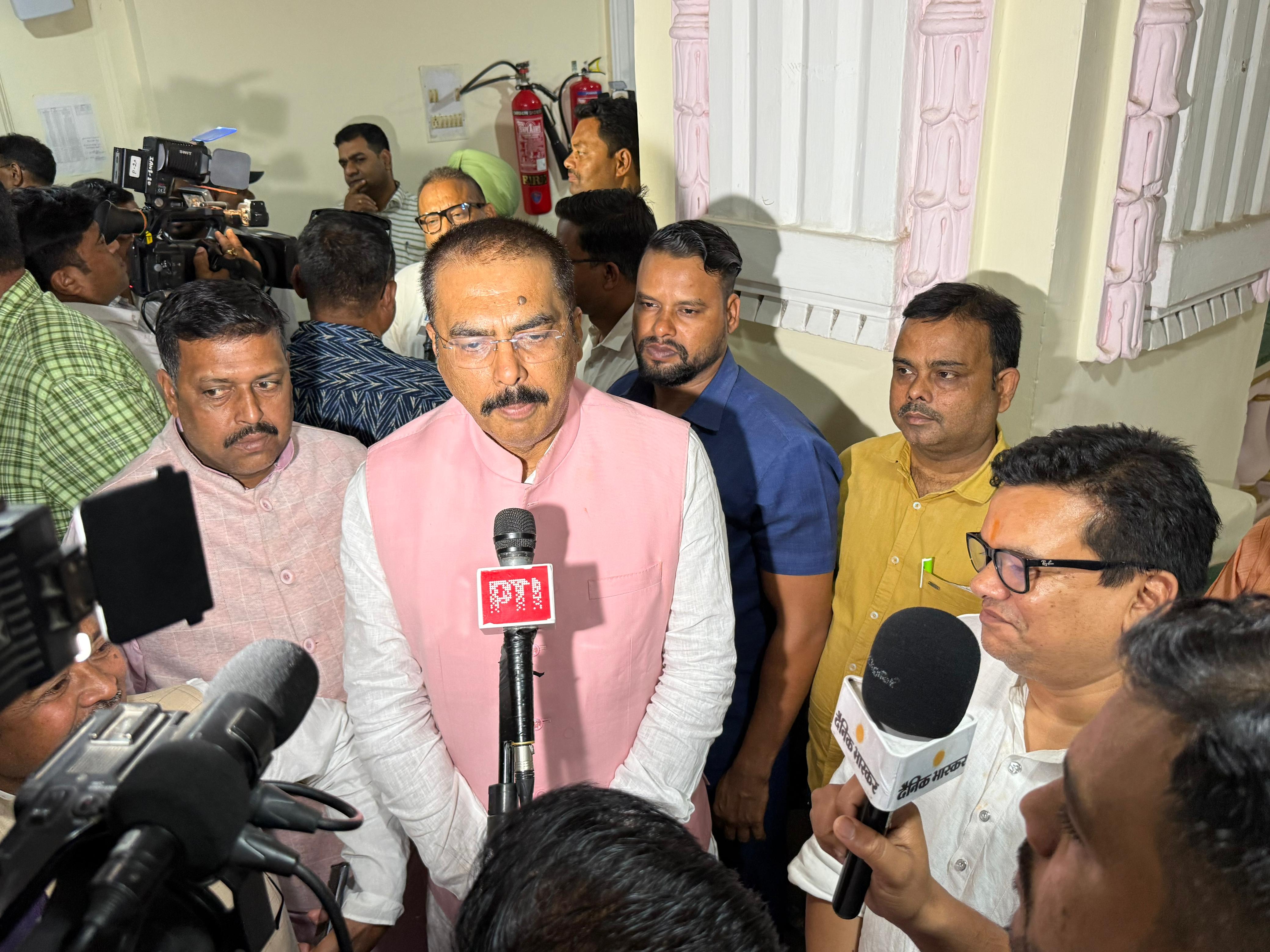 एनडीए की प्रचंड विजय  जनता के विश्वास की जीत