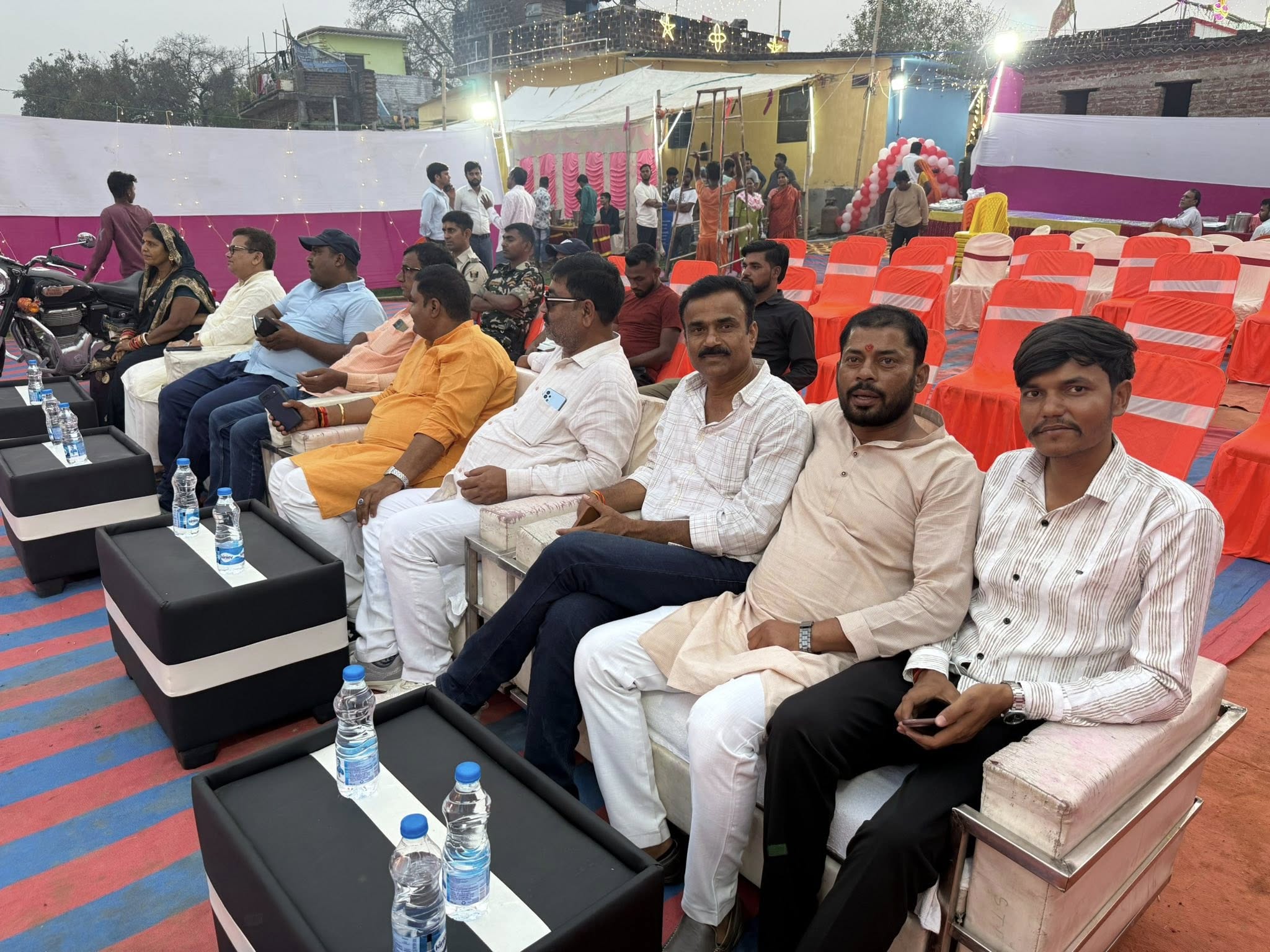 बीजेपी जिला मंत्री श्रीमती रीता देवी (मोहन राम) जी के यहाँ आयोजित शुभ विवाह समारोह में सम्मिलित