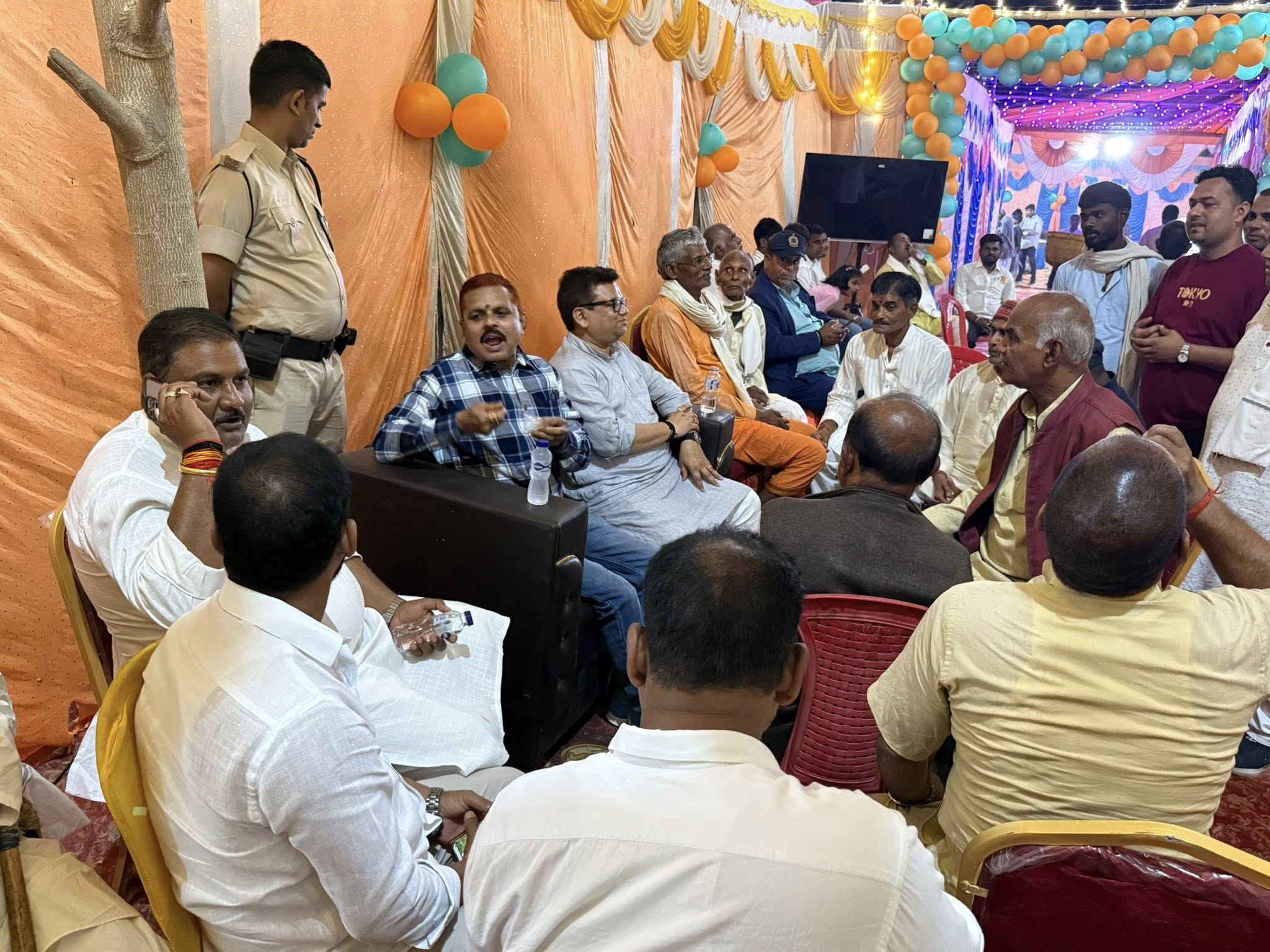 राणा रणधीर सिंह जी के यहाँ आयोजित शुभ तिलकोत्सव कार्यक्रम में शामिल