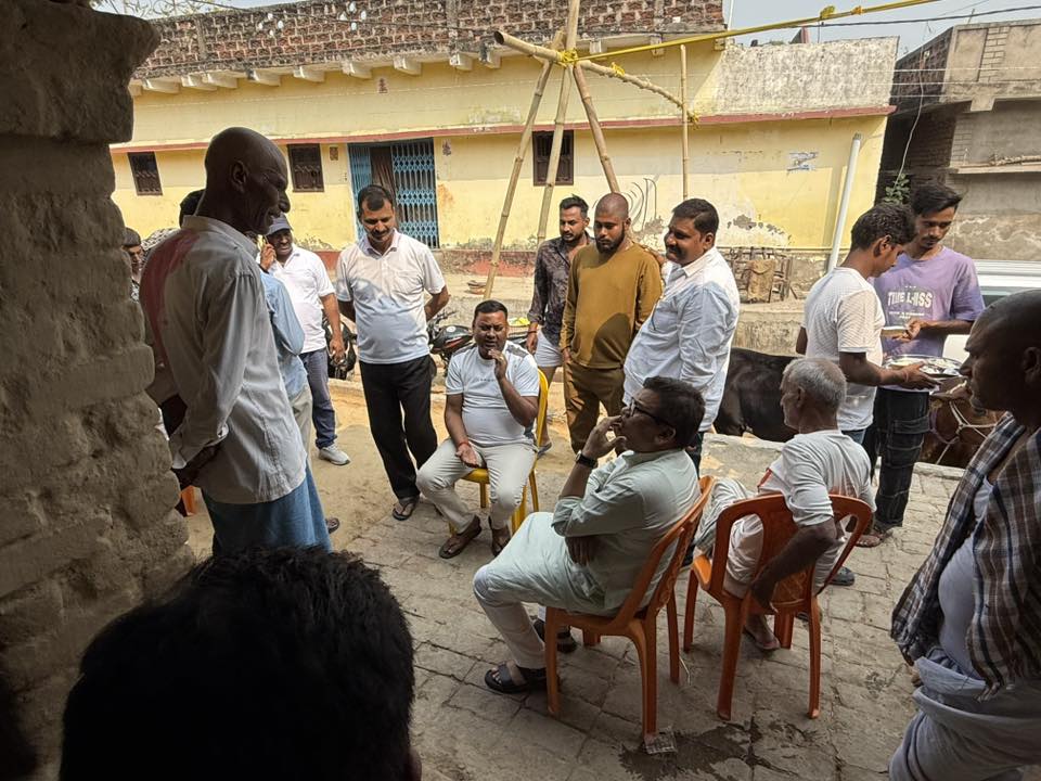 विनय सिंह जी के यहां आयोजित शुभ विवाह समारोह में सम्मिलित