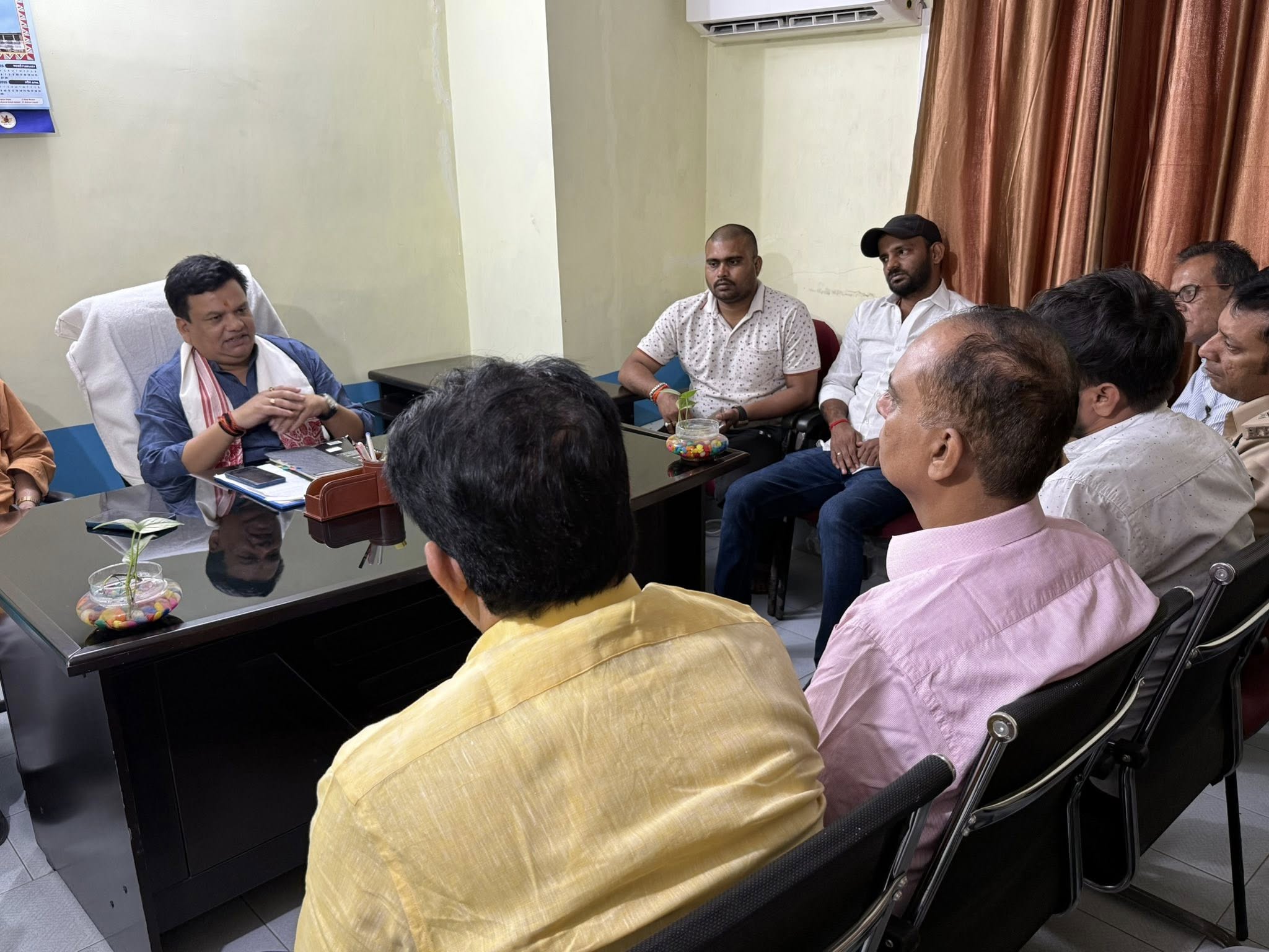 नेशनल हाइवे पर जाम की समस्या एवं आम दिनों में जनमानस के समस्याओं को लेकर, NHAI, नगर विकास विभाग, यातायात विभाग सहित अन्य विभागीय अधिकारियों के टीम के साथ बैठक के पश्चात् स्थलीय निरीक्षण