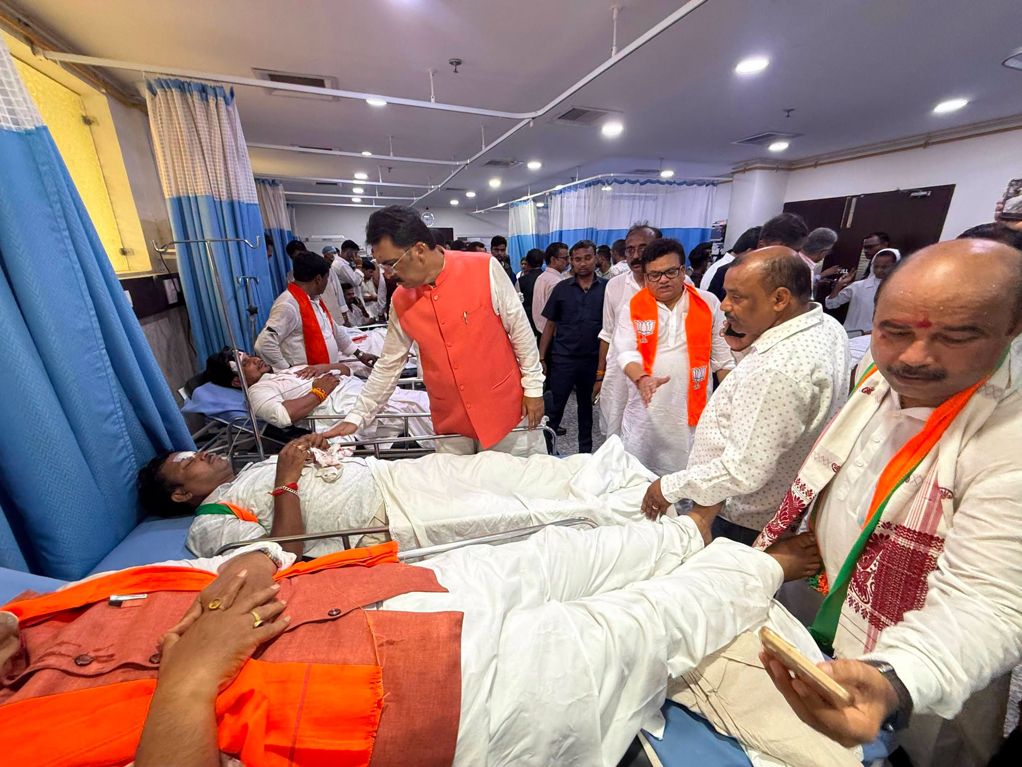 विपक्ष के नेता श्री राहुल गांधी द्वारा प्रधानमंत्री आवास में प्रवेश के प्रयास के विरोध में आज माननीय प्रदेश अध्यक्ष श्री संजय सरावगी जी के नेतृत्व में भाजपा कार्यकर्ताओं ने कांग्रेस कार्यालय तक शांतिपूर्ण विरोध मार्च निकाला।